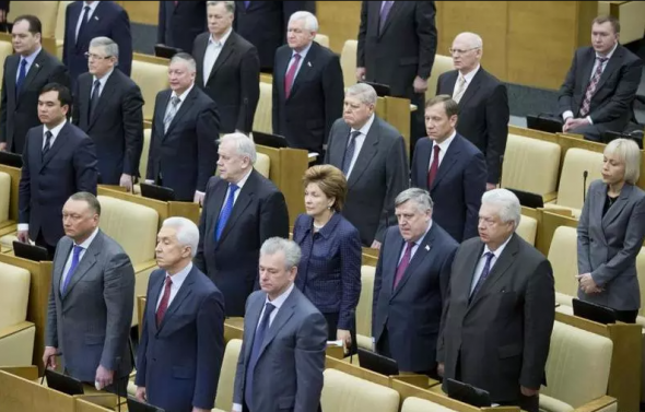 Un deputat rus, cu tatăl veteran de război, riscă 7 ani de închisoare după ce a criticat invazia Ucrainei